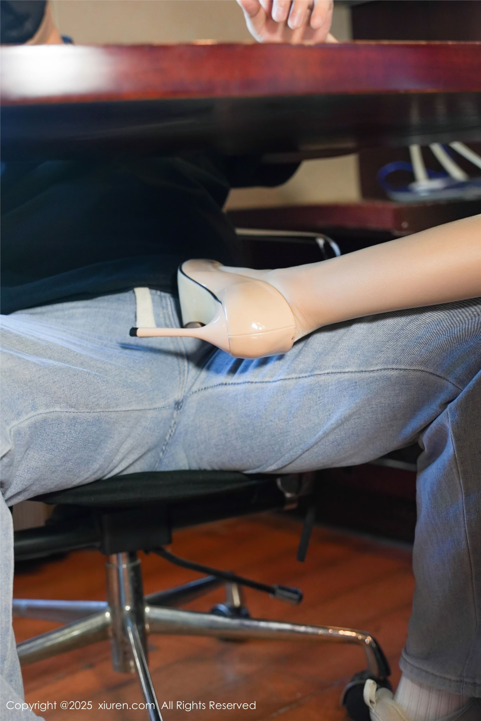 Xiuren秀人网 2025.02.25 NO.9930 小泡芙